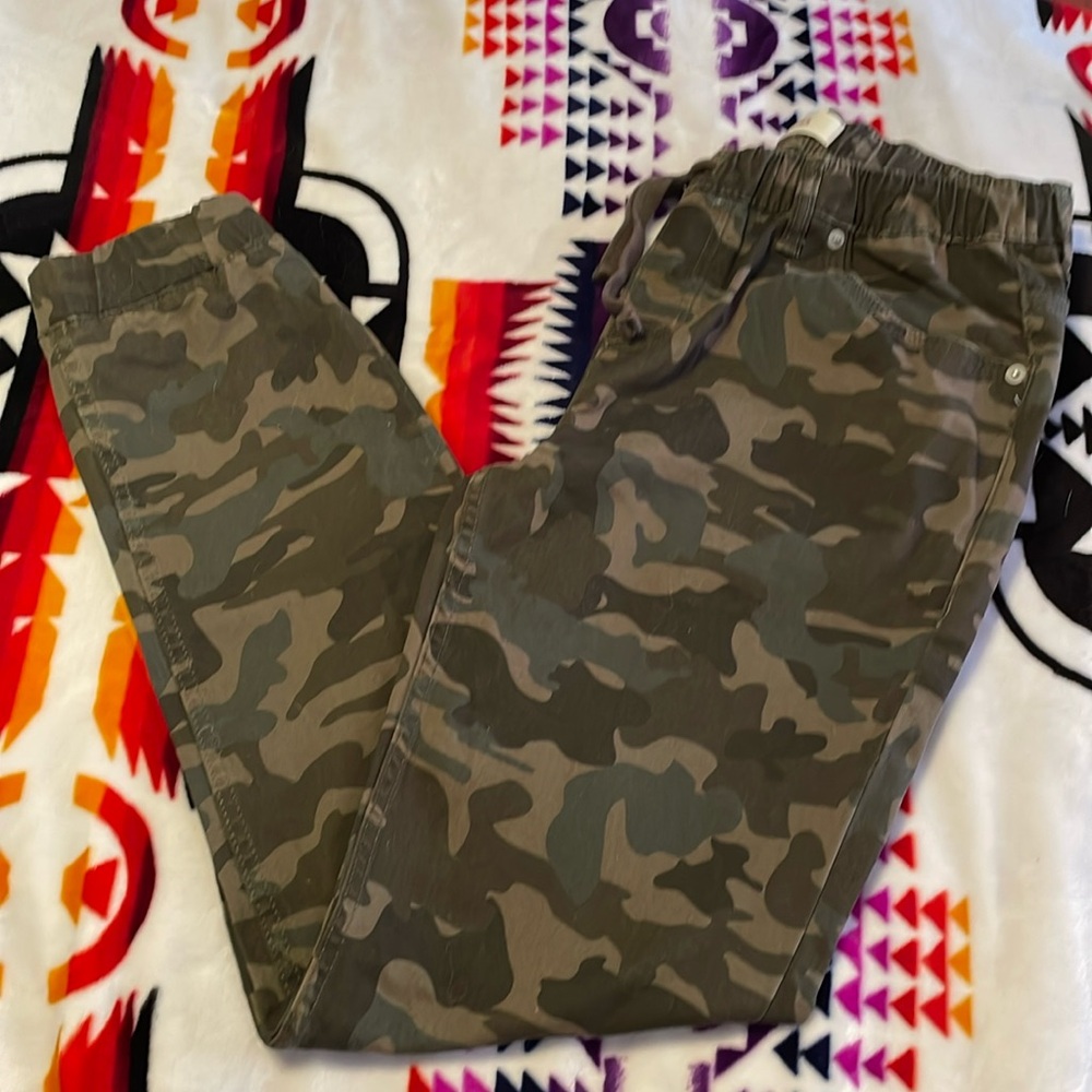 Boys Levi’s 
Size 16